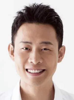 بیوگرافی Yi Zhang