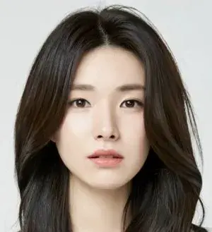 بیوگرافی Ha Young Shin