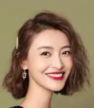 بیوگرافی Fei Yang Yang