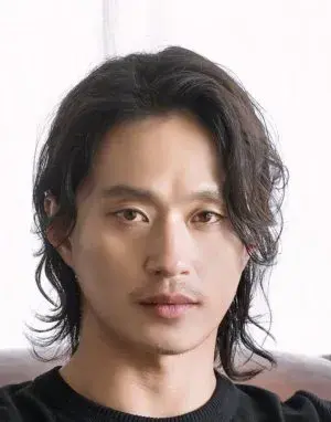 بیوگرافی Sung Gyu Kim