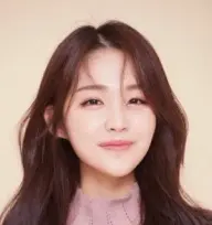 بیوگرافی Lee Young Han