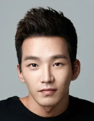 بیوگرافی Jong Min Kim