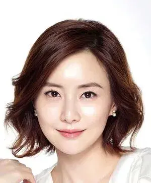 بیوگرافی Jung Yoon Choi