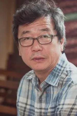 بیوگرافی Woo Suk Kang