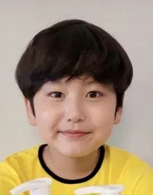 بیوگرافی Min Jun Sung