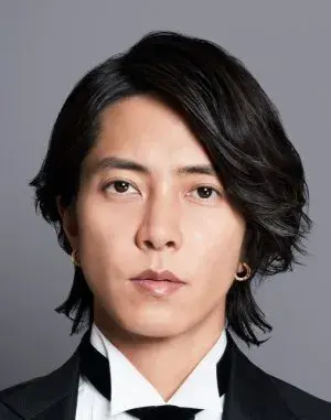 بیوگرافی Tomohisa Yamashita