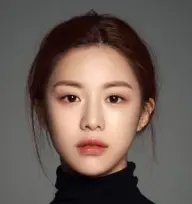 بیوگرافی Yoon Jung Go