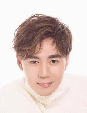بیوگرافی Yi Chen Liu