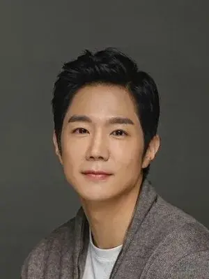 بیوگرافی Tae Hoon Jang