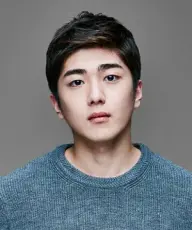 بیوگرافی Gun Woo Lee