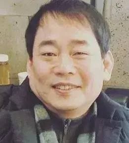 بیوگرافی Jin Mok Lee