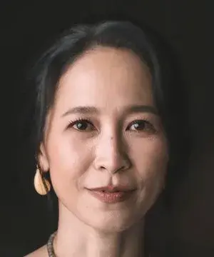 بیوگرافی Duangjai Hiransri