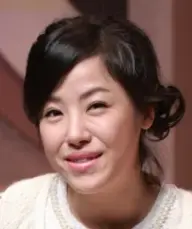 بیوگرافی Min Hee Kim