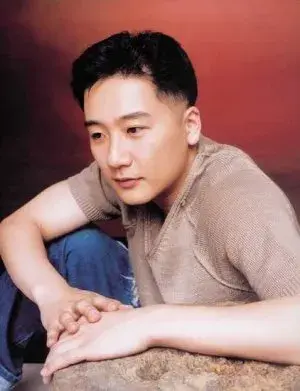 بیوگرافی Il Woong Kim