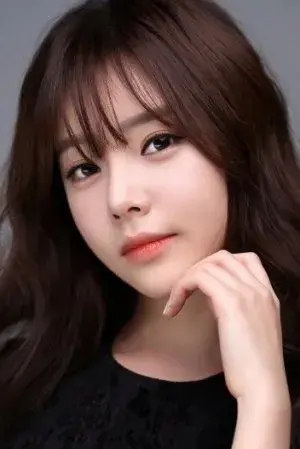 بیوگرافی Yi Seul Cheon