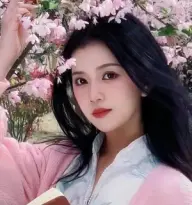 بیوگرافی Zi Yi Yang