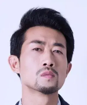 بیوگرافی Yi Xue