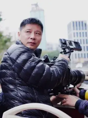 بیوگرافی Xue Jun Peng