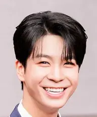 بیوگرافی Dong Won Jung