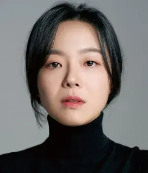 بیوگرافی Sang Hee Lee