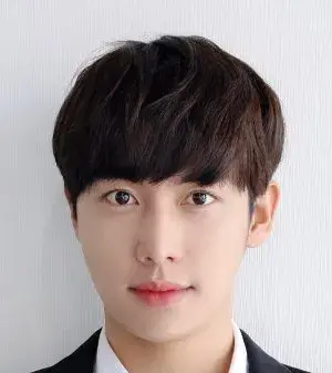 بیوگرافی Hwa Woon Kwon