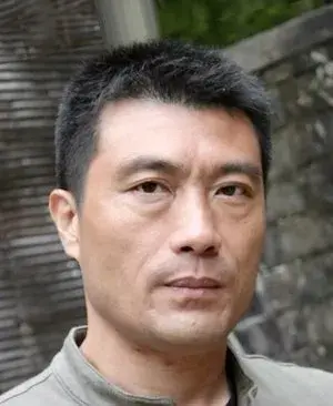 بیوگرافی Xin Yu Ye