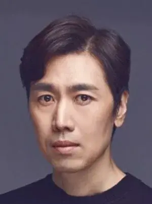 بیوگرافی Yoon Tae Kim