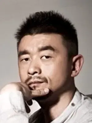 بیوگرافی Xiang Rong Dong