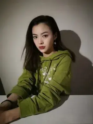 بیوگرافی Yi Nuo Cao
