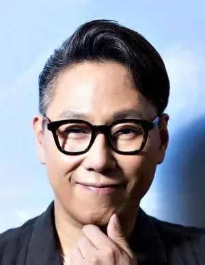 بیوگرافی Jong Shin Yoon