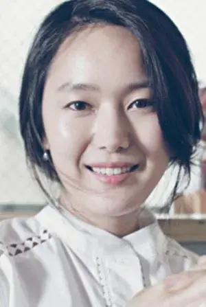 بیوگرافی Soo Kyeong Yoon
