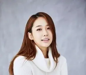 بیوگرافی Min Kyung Shin