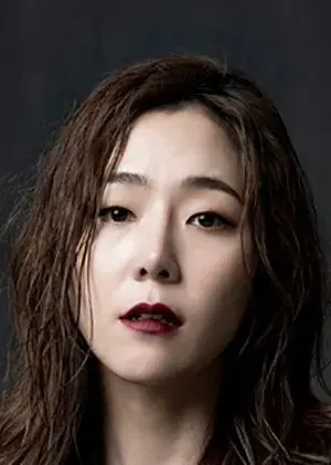 بیوگرافی Young Min Yoon