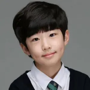 بیوگرافی Yu Chan Jin