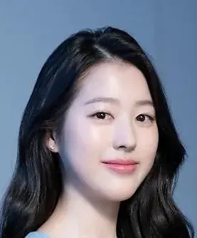 بیوگرافی Jin Young Jang