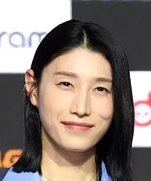 بیوگرافی Yeon Koung Kim