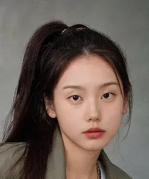 بیوگرافی So Young Shim
