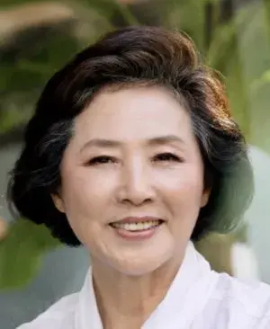 بیوگرافی Doo Shim Go