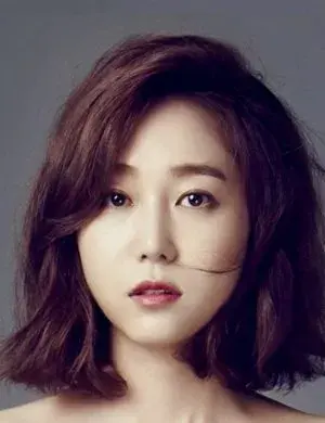 بیوگرافی Shi Eun Ha