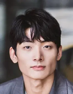 بیوگرافی Young Joo Seo