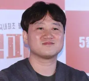 بیوگرافی Yong Wan Kim