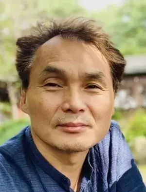 بیوگرافی Yong Chul Jang