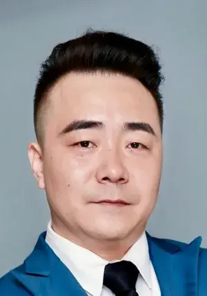 بیوگرافی Yong Jun Lu