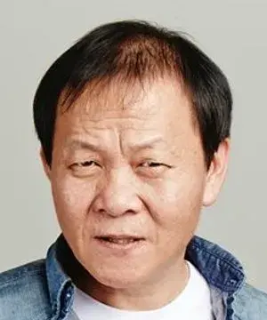 بیوگرافی Hyun Woo