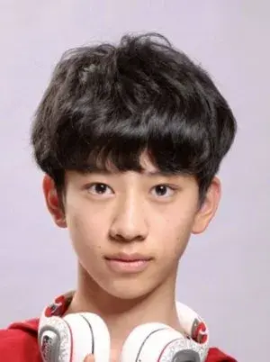 بیوگرافی Hong Jin Chen
