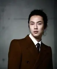 بیوگرافی Cheon Seok Jeong