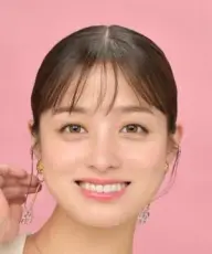 بیوگرافی Kanna Hashimoto