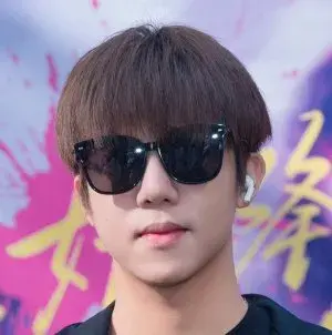 بیوگرافی Dao Lu Qiu