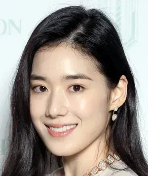بیوگرافی Eun Chae Jung