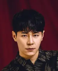 بیوگرافی Kyu Hyung Lee